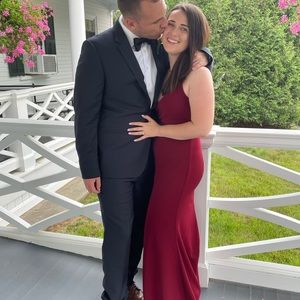 BEAUTIFUL MAROON DRESS